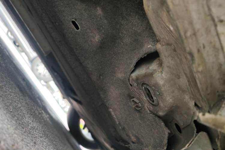 Used Ford Mondeo 2013 1.5L GTDi180 Fashion Edition Chassis Front Right