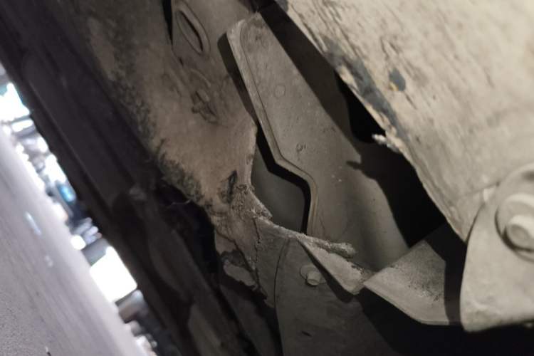 Used Ford Mondeo 2013 2.0L GTDi 200 Luxury Model Chassis Front Right