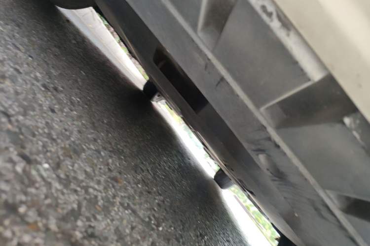 Used Ford Mondeo 2013 2.0L GTDi 200 Luxury Model Chassis Front
