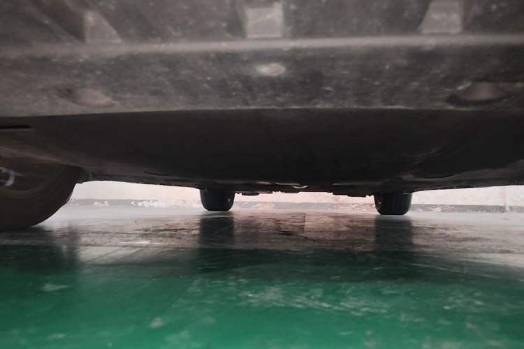 Used Ford Mondeo 2013 2.0L GTDi 200 Fashion Edition Chassis Front