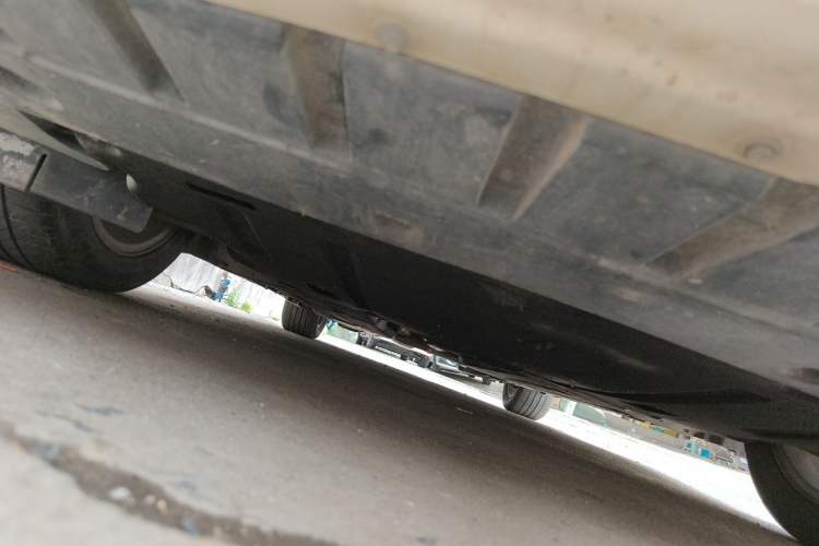 Used Ford Mondeo 2013 2.0L GTDi 200 Fashion Edition Chassis Front