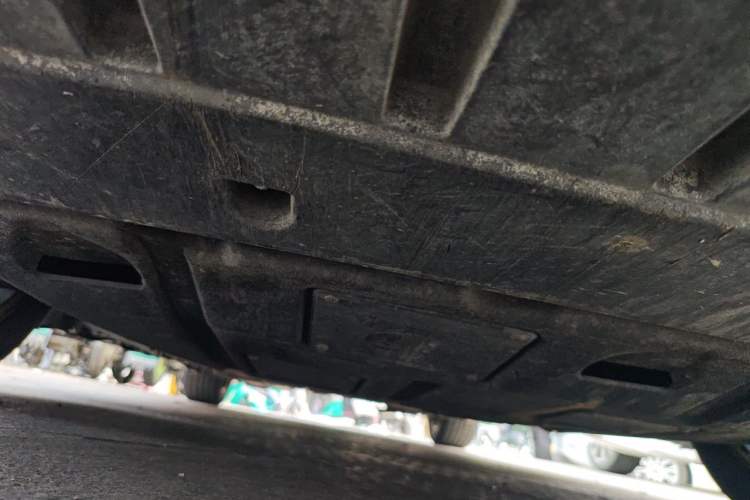 Used Ford Mondeo 2013 2.0L GTDi 200 Fashion Edition Chassis Front