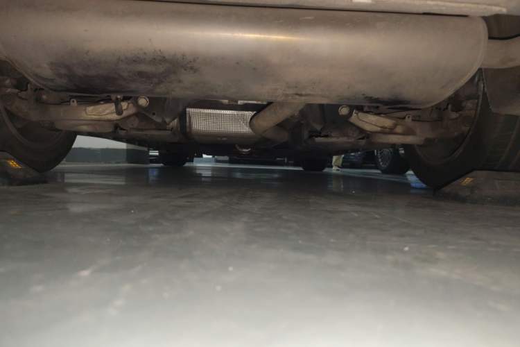 Used Ford Mondeo 2013 2.0L GTDi 200 Luxury Model Chassis Rear