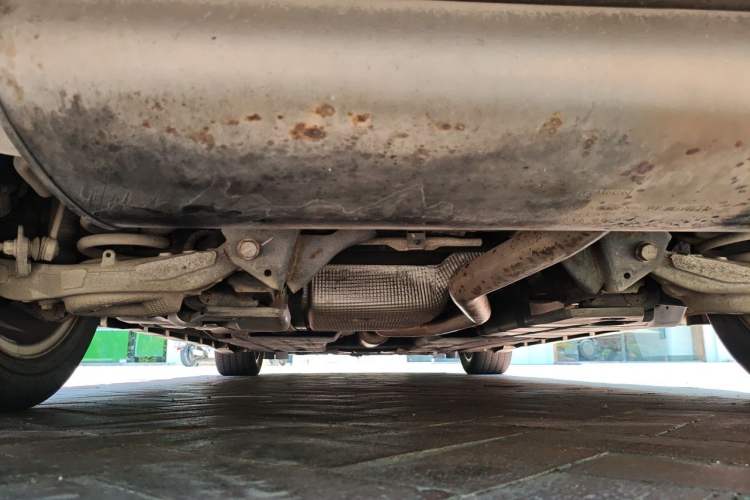 Used Ford Mondeo 2013 2.0L GTDi 200 Fashion Edition Chassis Rear