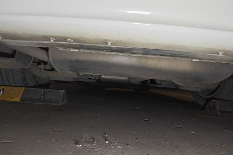 Used Ford Mondeo 2013 2.0L GTDi 200 Luxury Model Chassis Rear