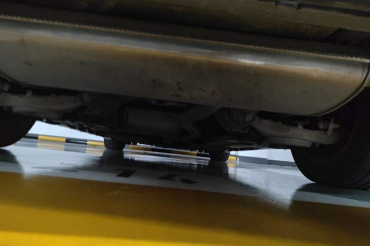 Used Ford Mondeo 2013 2.0L GTDi 200 Fashion Edition Chassis Rear