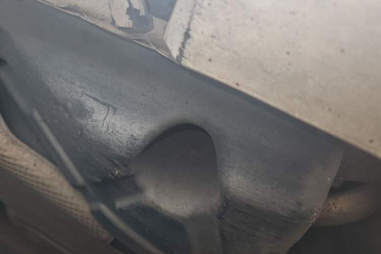 Used Ford Mondeo 2013 2.0L GTDi 200 Fashion Edition Chassis Rear Left