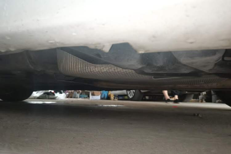 Used Ford Mondeo 2013 1.5L GTDi180 Fashion Edition Chassis Rear Left