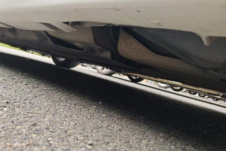 Used Ford Mondeo 2013 2.0L GTDi 200 Fashion Edition Chassis Rear Left
