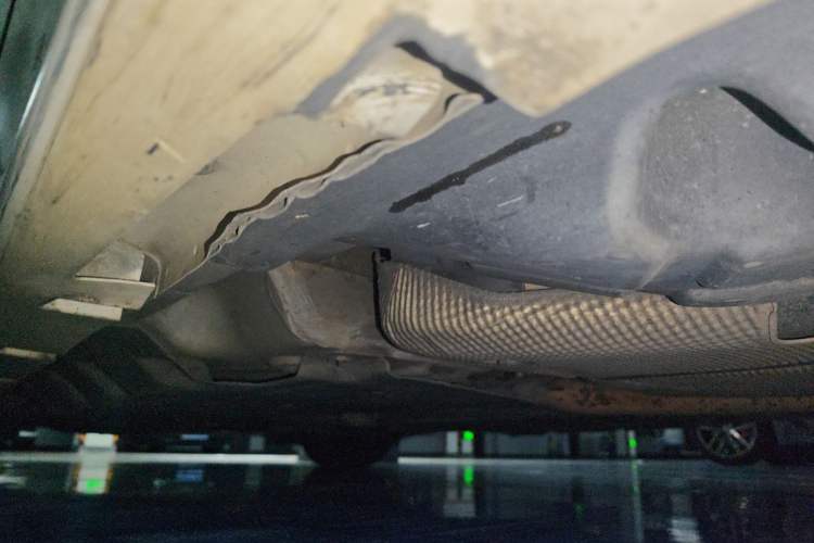 Used Ford Mondeo 2013 2.0L GTDi 200 Luxury Model Chassis Rear Left