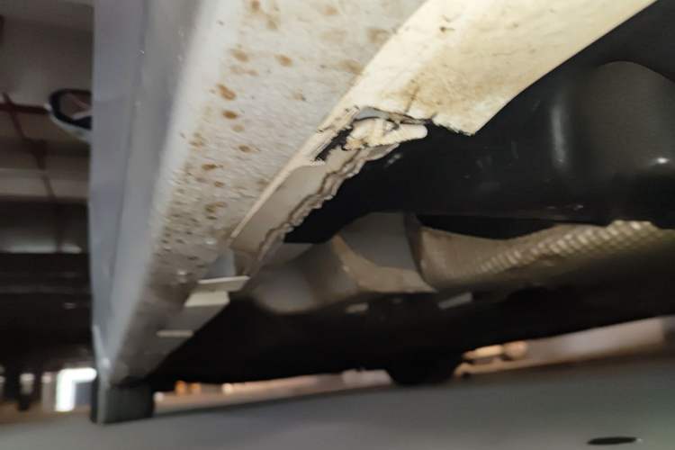 Used Ford Mondeo 2013 2.0L GTDi 200 Fashion Edition Chassis Rear Left