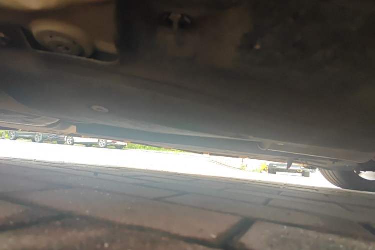 Used Ford Mondeo 2013 2.0L GTDi240 Ultimate Edition Chassis Rear Left