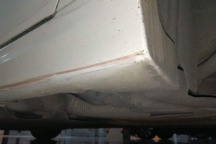 Used Ford Mondeo 2013 2.0L GTDi 200 Luxury Model Chassis Rear Left