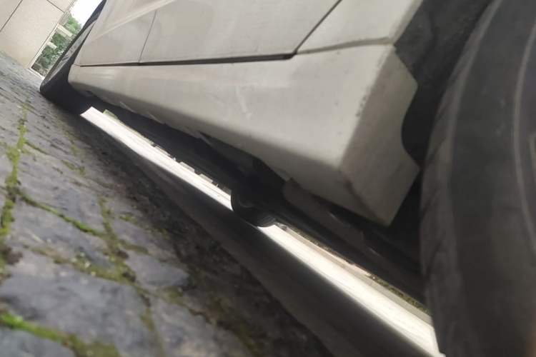 Used Ford Mondeo 2013 2.0L GTDi 200 Luxury Model Chassis Rear Left