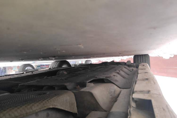 Used Ford Mondeo 2013 2.0L GTDi 200 Luxury Model Chassis Rear Left