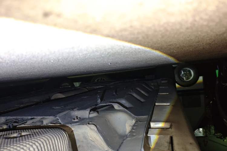 Used Ford Mondeo 2013 2.0L GTDi240 Luxury Sport Model Chassis Rear Left