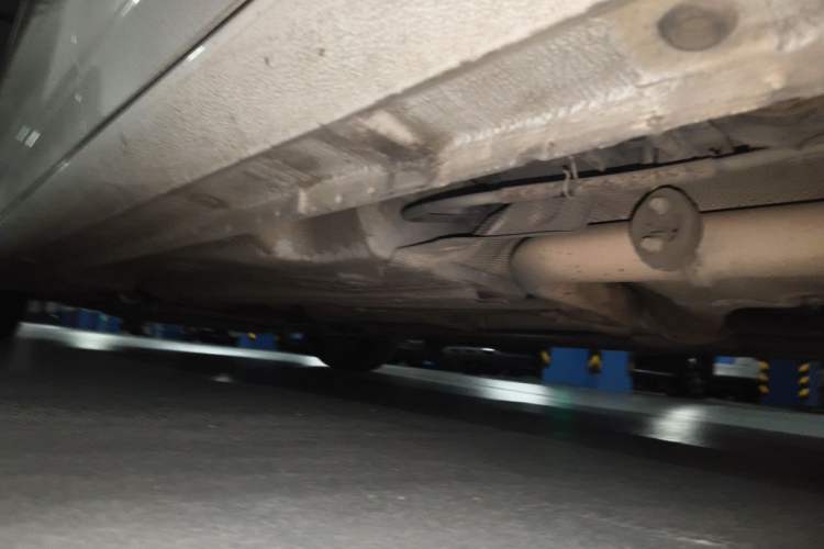 Used Ford Mondeo 2013 2.3L Fashion Edition Chassis Rear Left