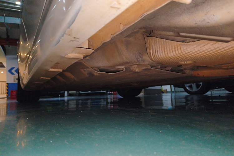 Used Ford Mondeo 2013 2.0L GTDi 200 Fashion Edition Chassis Rear Left