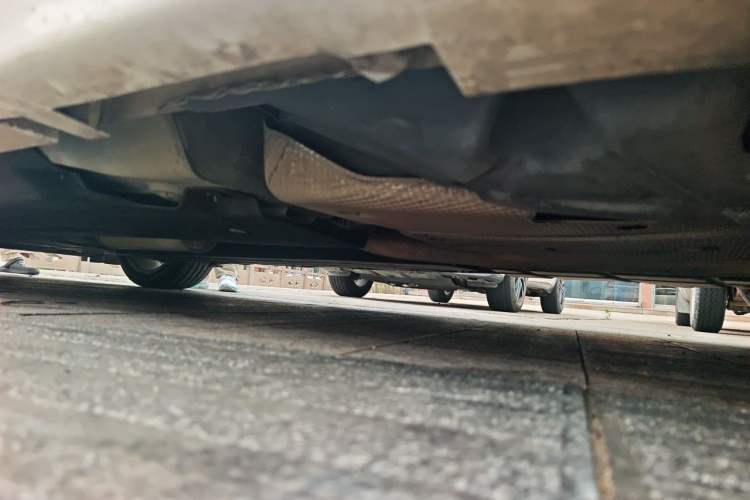 Used Ford Mondeo 2013 2.0L GTDi240 Luxury Sport Model Chassis Rear Left