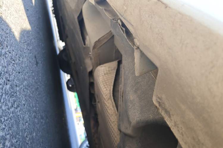 Used Ford Mondeo 2013 2.0L GTDi 200 Luxury Model Chassis Rear Left