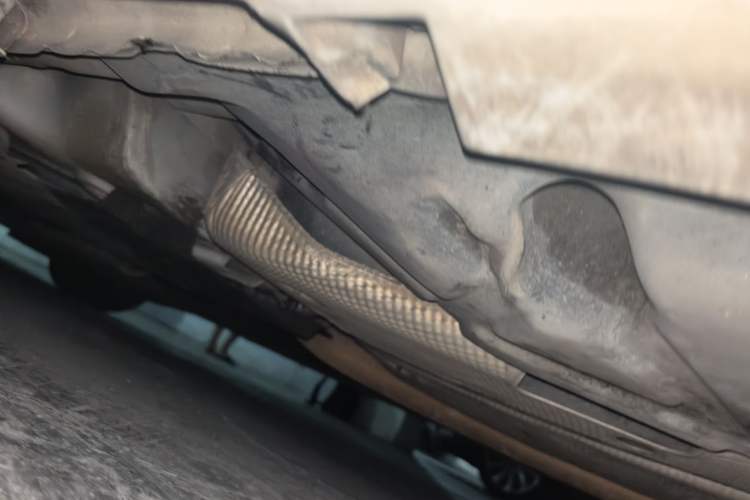 Used Ford Mondeo 2013 2.0L GTDi 200 Fashion Edition Chassis Rear Left