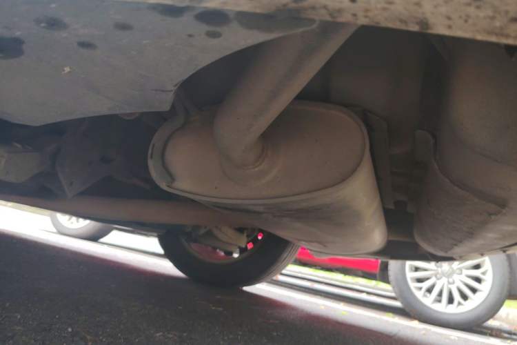 Used Ford Mondeo 2013 2.0L GTDi 200 Fashion Edition Chassis Rear Left