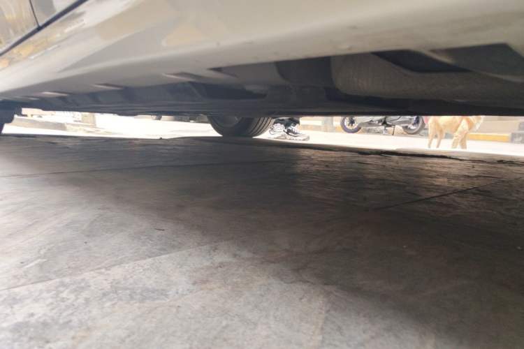 Used Ford Mondeo 2013 2.0L GTDi240 Luxury Sport Model Chassis Rear Left