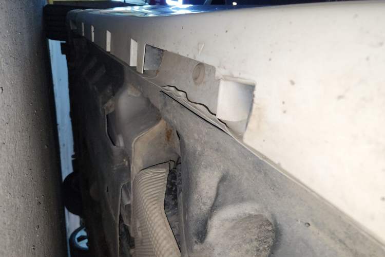 Used Ford Mondeo 2013 2.0L GTDi 200 Luxury Model Chassis Rear Left