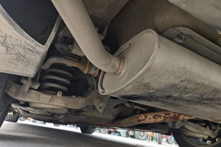 Used Ford Mondeo 2013 2.0L GTDi 200 Fashion Edition Chassis Rear Left
