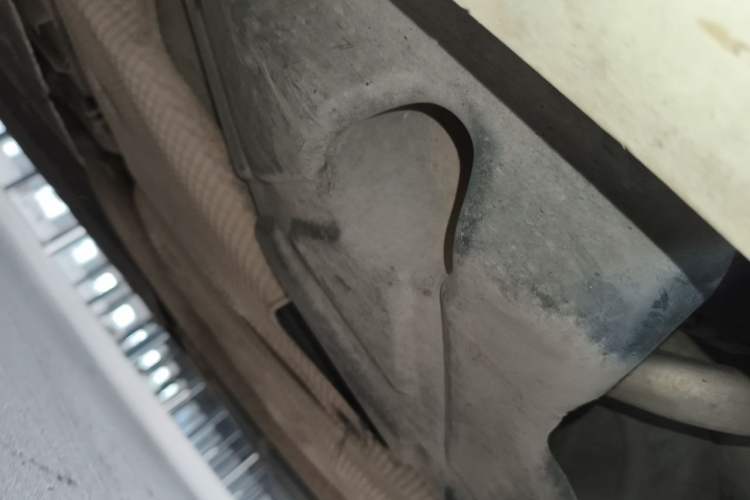 Used Ford Mondeo 2013 2.0L GTDi 200 Luxury Model Chassis Rear Left