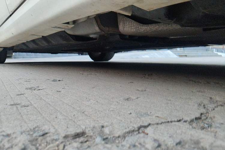 Used Ford Mondeo 2013 2.0L GTDi 200 Fashion Edition Chassis Rear Left
