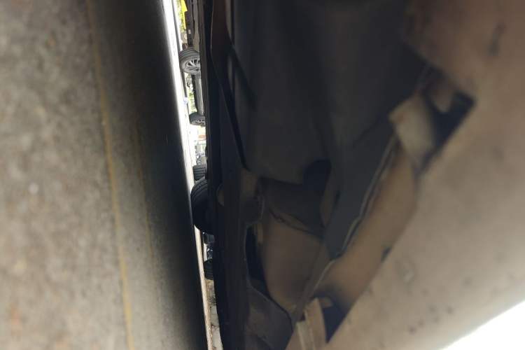 Used Ford Mondeo 2013 2.0L GTDi 200 Luxury Model Chassis Rear Right