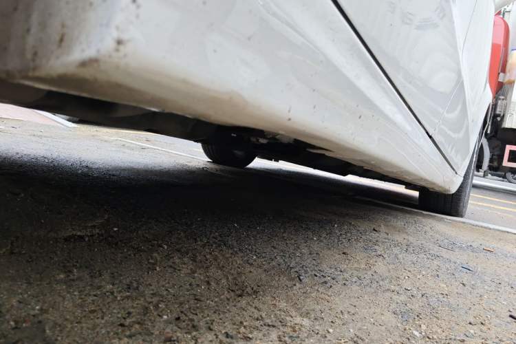 Used Ford Mondeo 2013 2.0L GTDi 200 Fashion Edition Chassis Rear Right