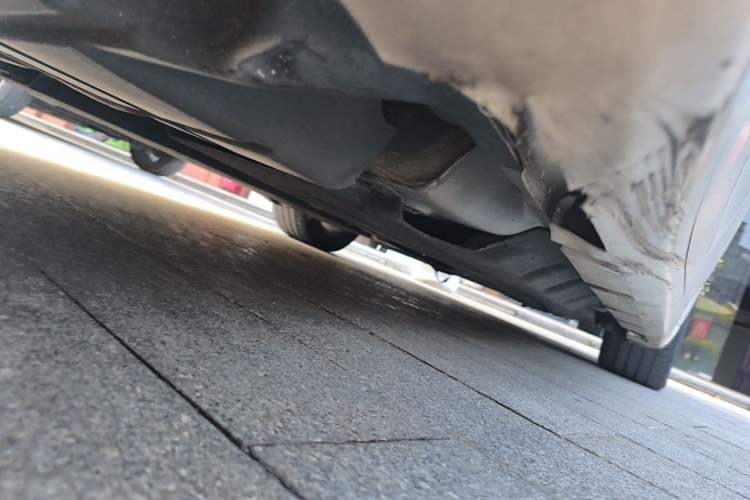 Used Ford Mondeo 2013 2.0L GTDi 200 Luxury Model Chassis Rear Right