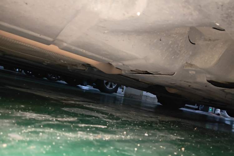 Used Ford Mondeo 2013 2.0L GTDi 200 Fashion Edition Chassis Rear Right