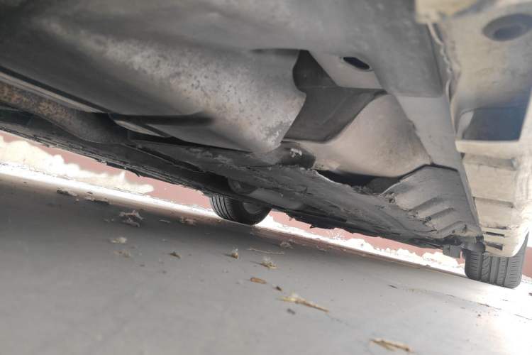 Used Ford Mondeo 2013 2.0L GTDi 200 Luxury Model Chassis Rear Right