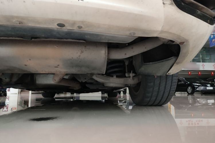 Used Ford Mondeo 2013 2.0L GTDi 200 Fashion Edition Chassis Rear Right