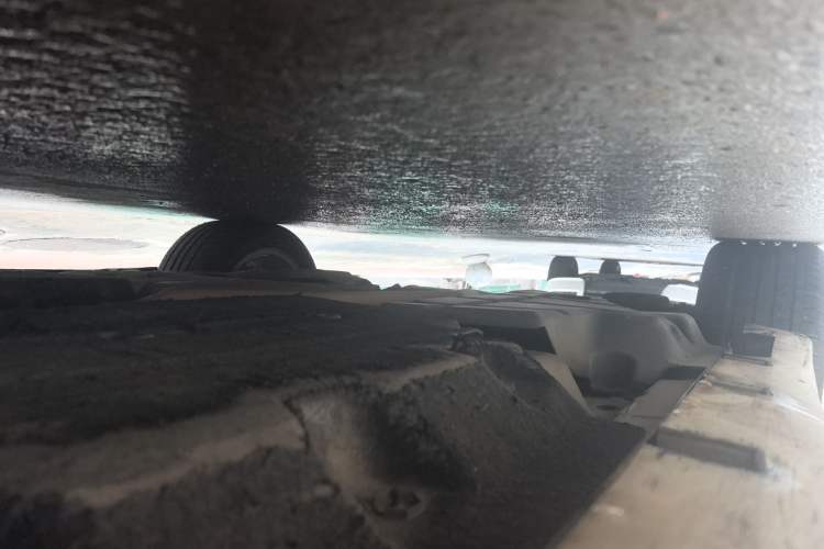 Used Ford Mondeo 2013 2.0L GTDi 200 Fashion Edition Chassis Rear Right