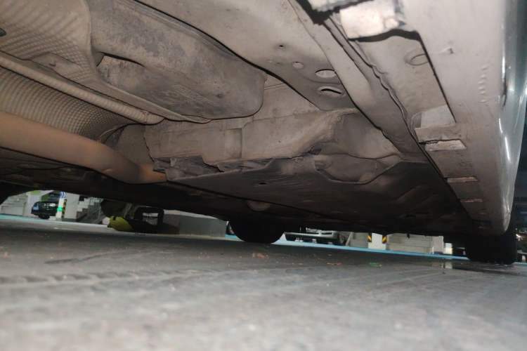 Used Ford Mondeo 2013 2.0L GTDi 200 Luxury Model Chassis Rear Right