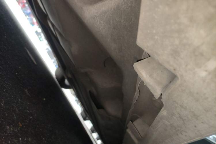 Used Ford Mondeo 2013 2.0L GTDi 200 Luxury Model Chassis Rear Right