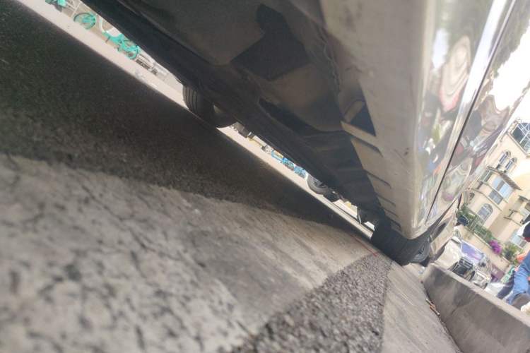 Used Ford Mondeo 2013 2.0L GTDi240 Flagship Edition Chassis Rear Right