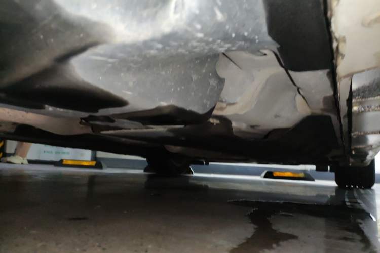 Used Ford Mondeo 2013 2.0L GTDi 200 Luxury Model Chassis Rear Right
