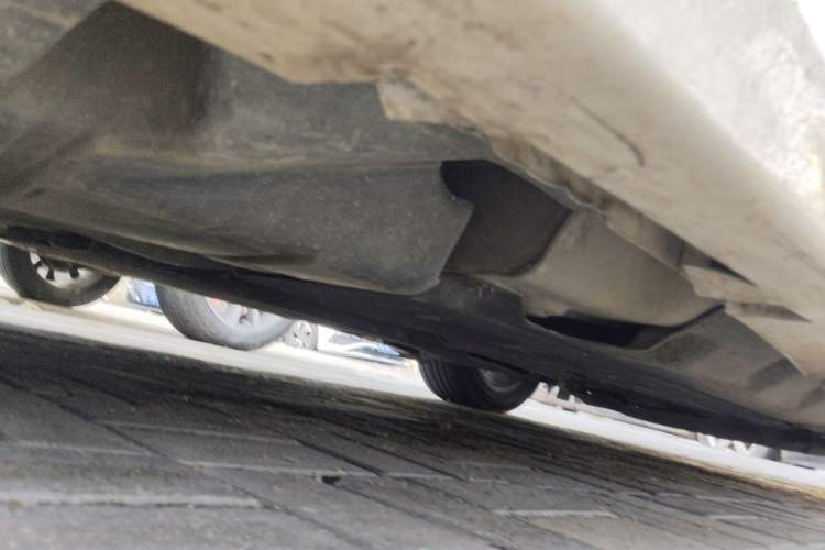 Used Ford Mondeo 2013 2.0L GTDi 200 Fashion Edition Chassis Rear Right