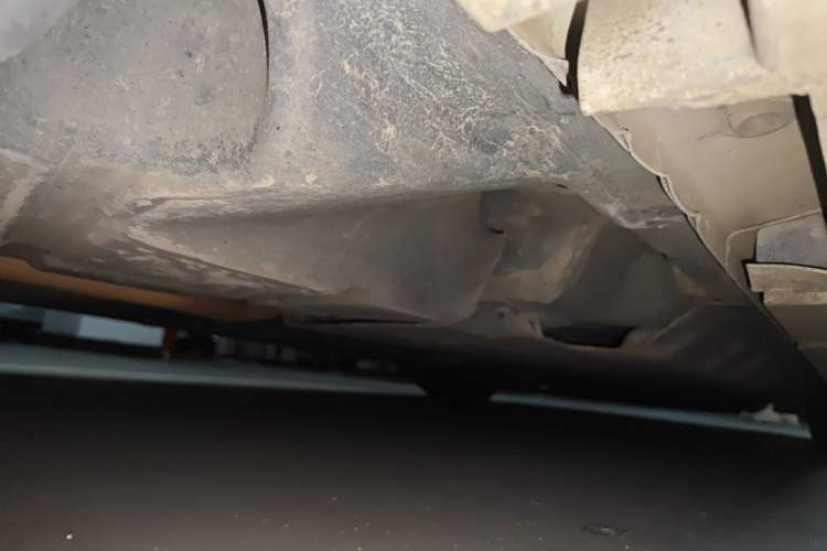 Used Ford Mondeo 2013 2.0L GTDi 200 Fashion Edition Chassis Rear Right