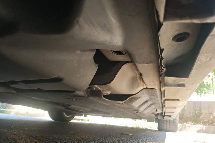 Used Ford Mondeo 2013 2.0L GTDi 200 Fashion Edition Chassis Rear Right