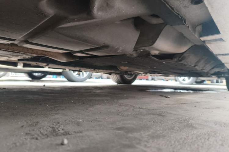 Used Ford Mondeo 2013 2.0L GTDi 200 Fashion Edition Chassis Rear Right