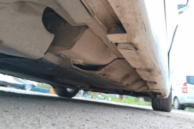 Used Ford Mondeo 2013 2.0L GTDi 200 Fashion Edition Chassis Rear Right
