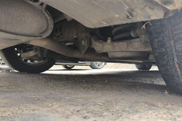 Used Ford Mondeo 2013 2.0L GTDi 200 Fashion Edition Chassis Rear Right