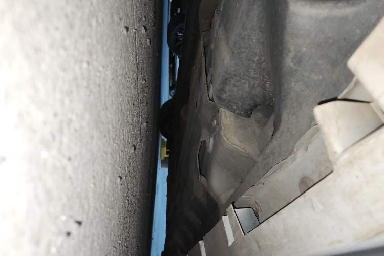 Used Ford Mondeo 2013 2.0L GTDi 200 Luxury Model Chassis Rear Right