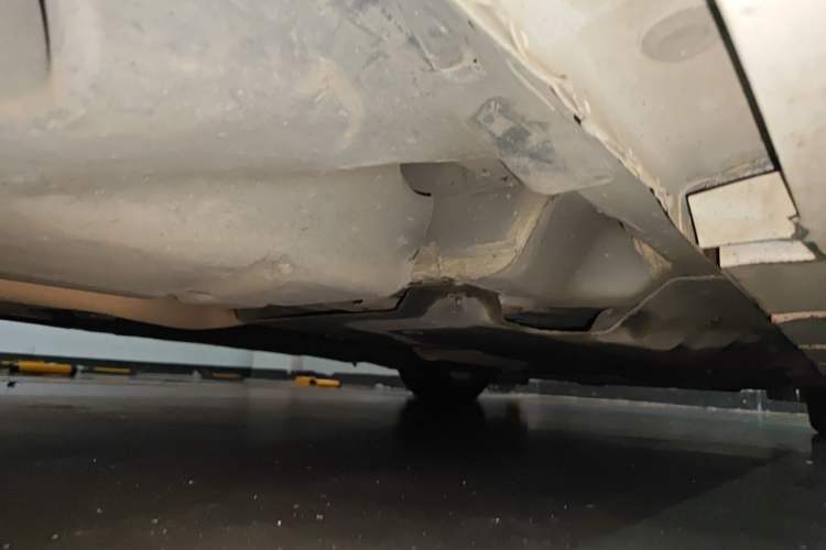 Used Ford Mondeo 2013 2.0L GTDi240 Luxury Sport Model Chassis Rear Right